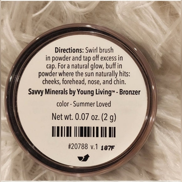 Savvy Minerals by Young Living-Veil Set/ Bundle of 8 items - Picture 7 of 13